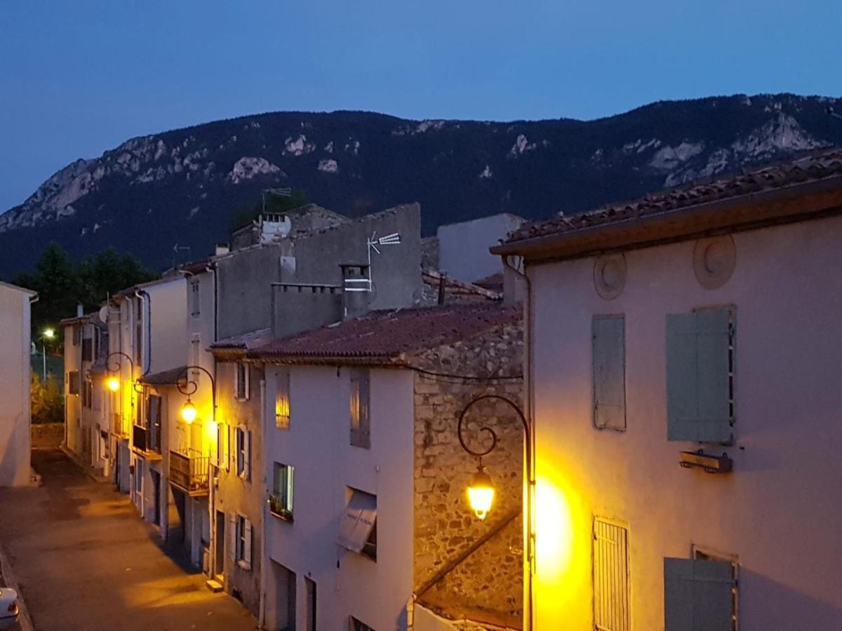 Bed and Breakfast Mountain View Townhouse Кіян Екстер'єр фото
